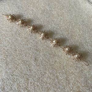 Antique gold wire pearl bracelet